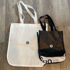 2 Lululemon shopping bags